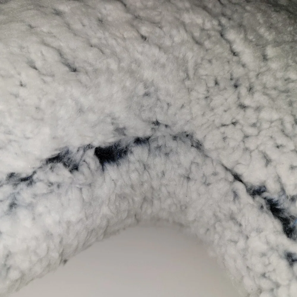 UGG Star Sherpa Throw Pillow In Navy UGG‎ Accessories Decor